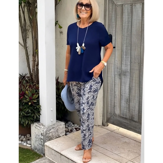 Casual two-piece for women, ideal for holidays